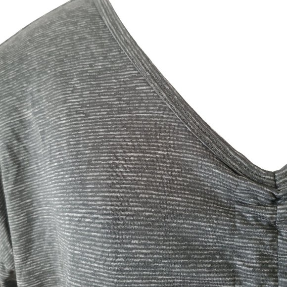 Zella green striped rouched athetic top long sleeve - Picture 3 of 9